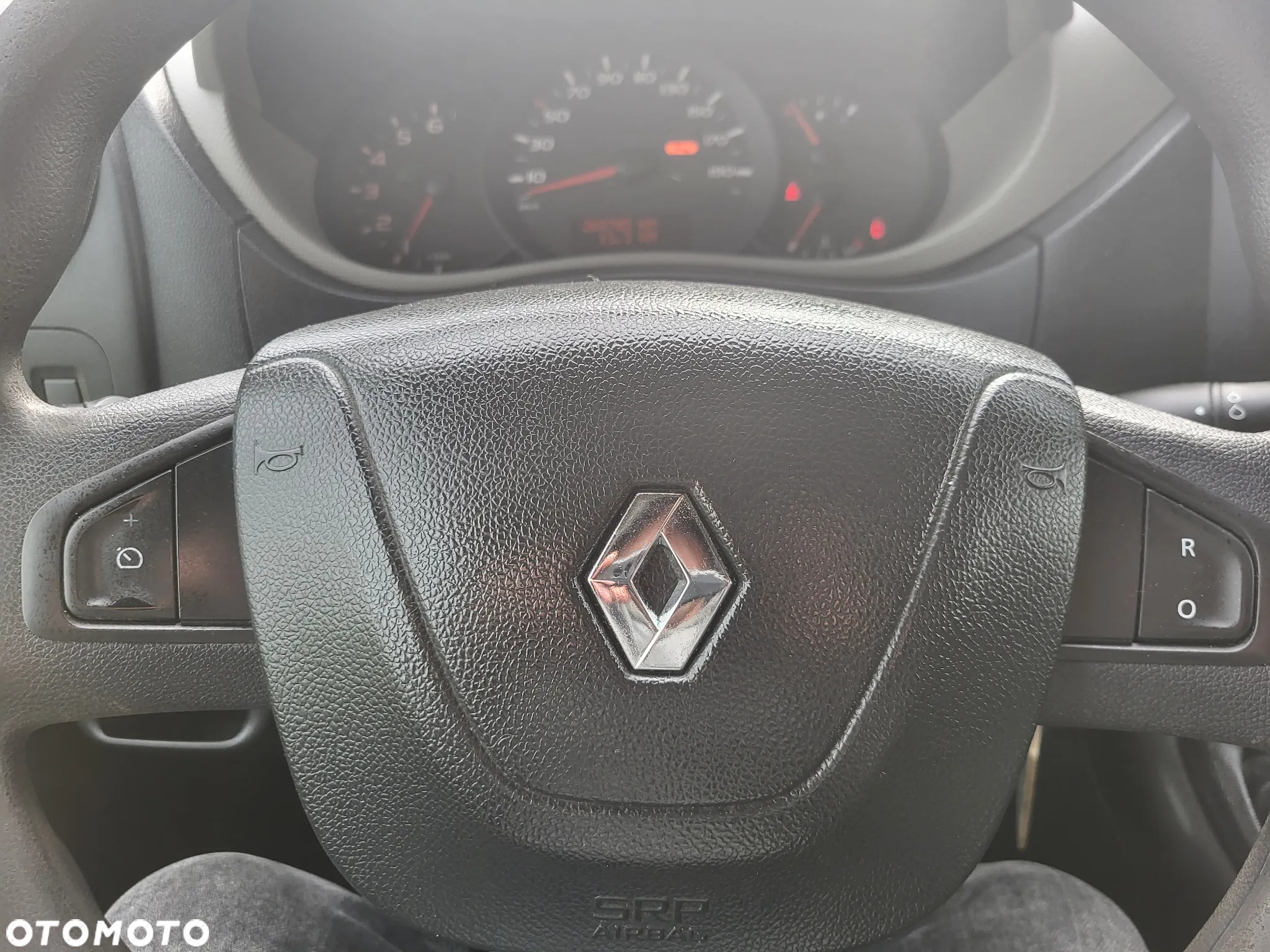 Renault Master - 31
