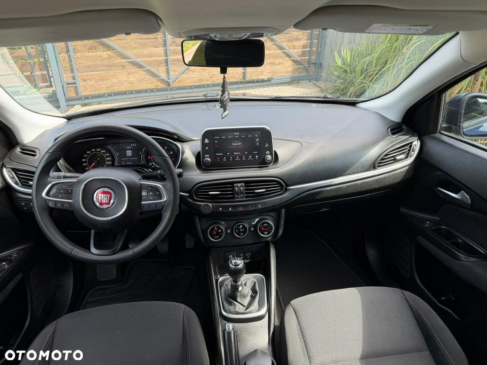 Fiat Tipo 1.4 T-Jet 16v Lounge EU6 - 11