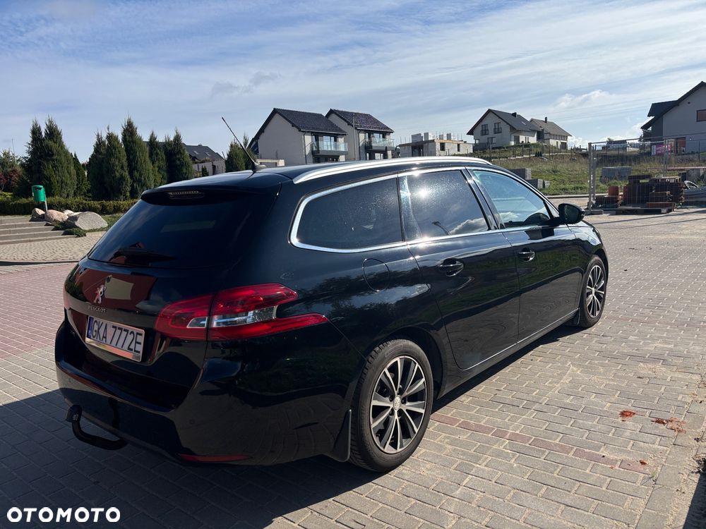 Peugeot 308 2017 photo 5