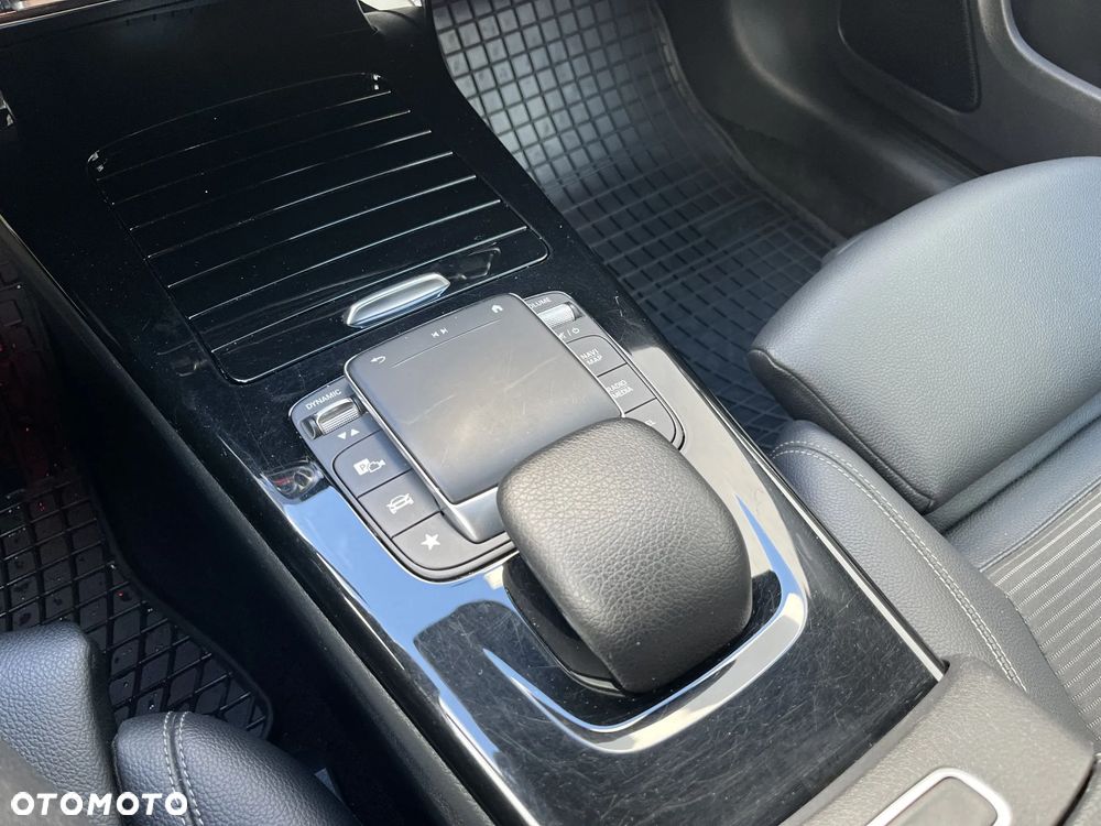 Mercedes-Benz CLA - 19