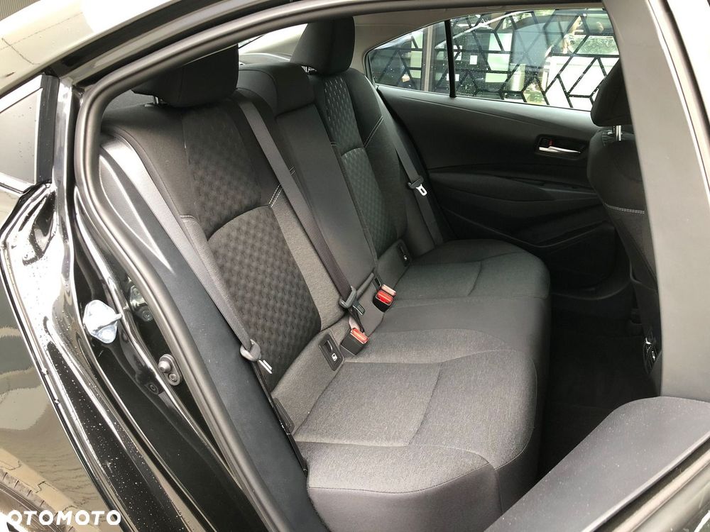 Toyota Corolla - 19