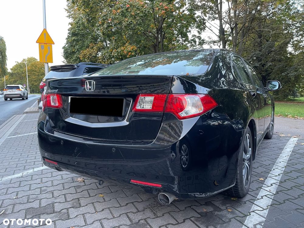 Honda Accord 2.0 Executive Nav - 6