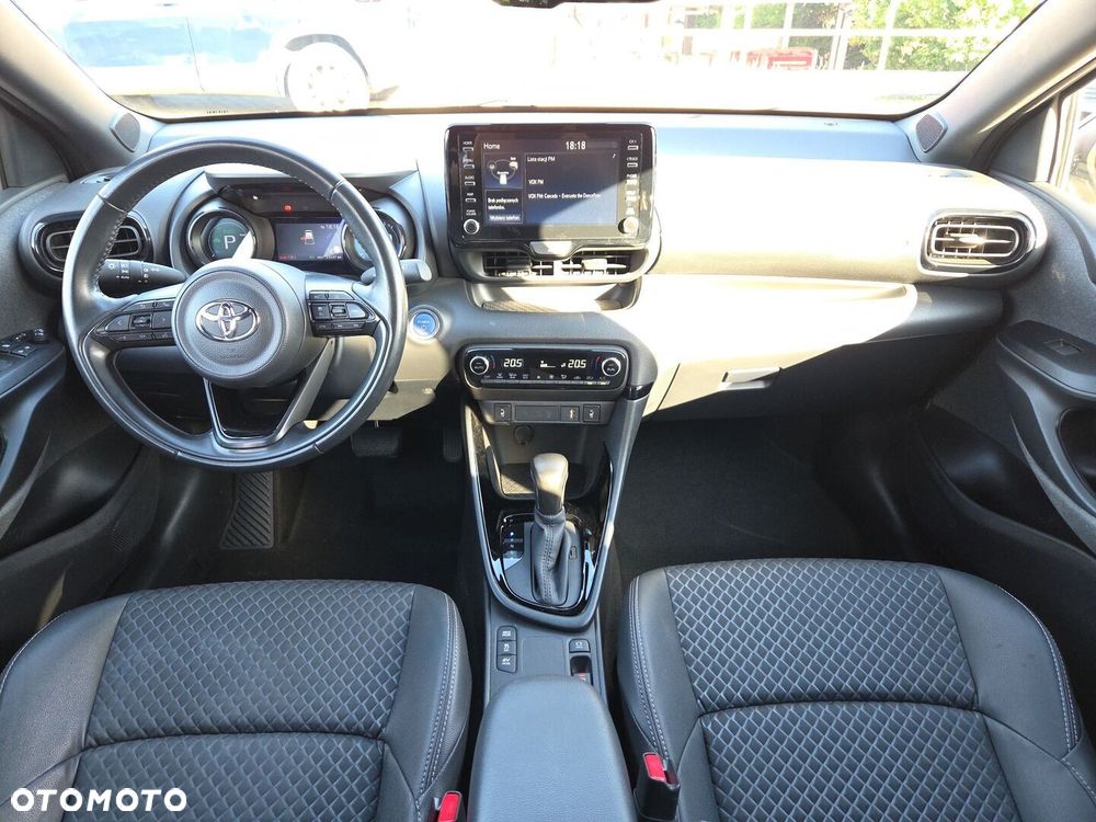 Toyota Yaris Hybrid 1.5 Selection Style - 30