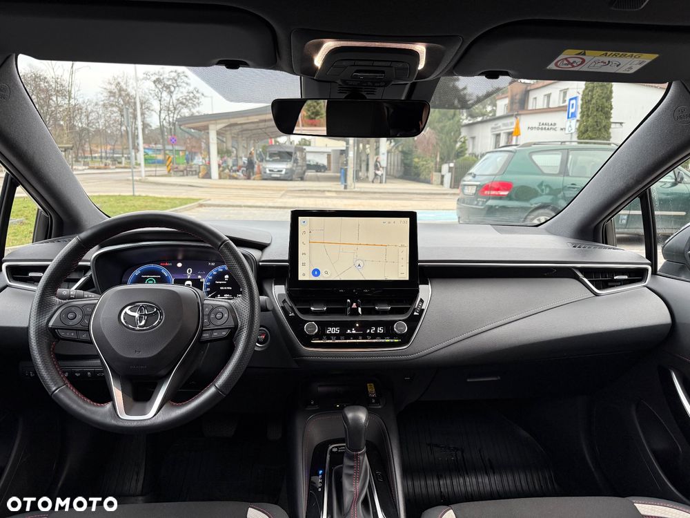 Toyota Corolla 1.8 Hybrid GR Sport - 11