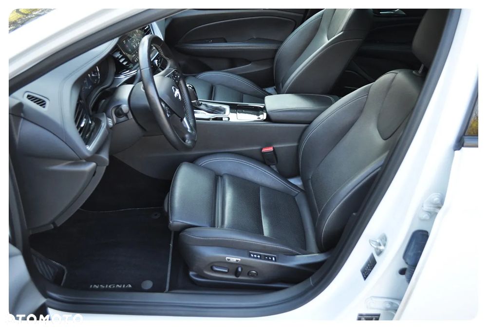 Opel Insignia 2.0 T Business Elegance S&S - 16