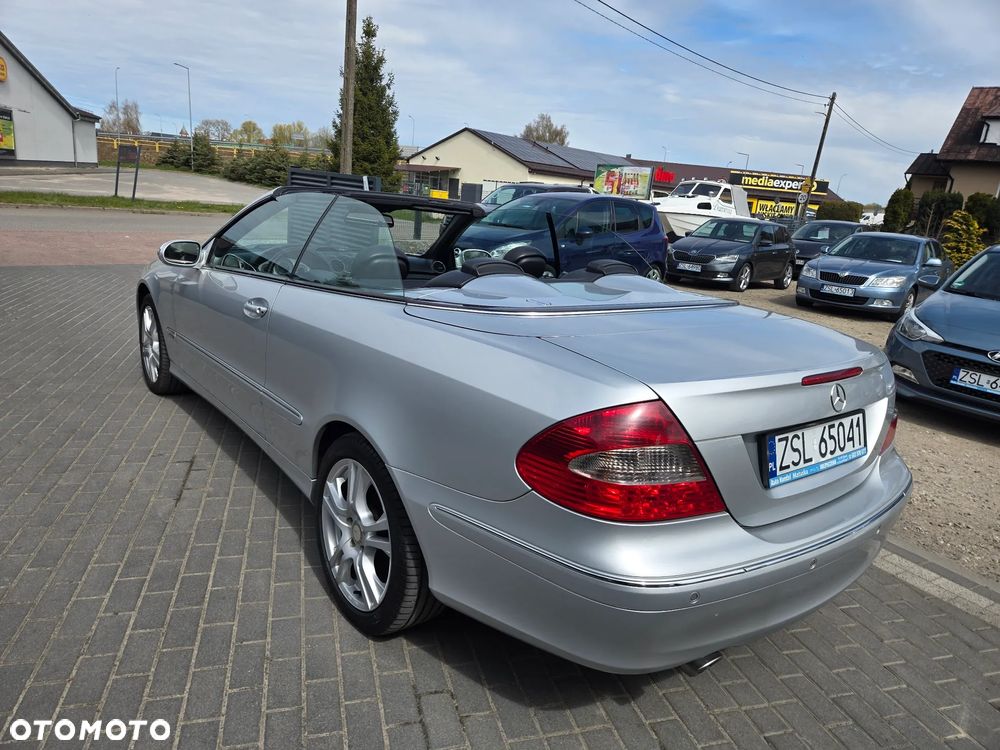 Mercedes-Benz CLK - 9