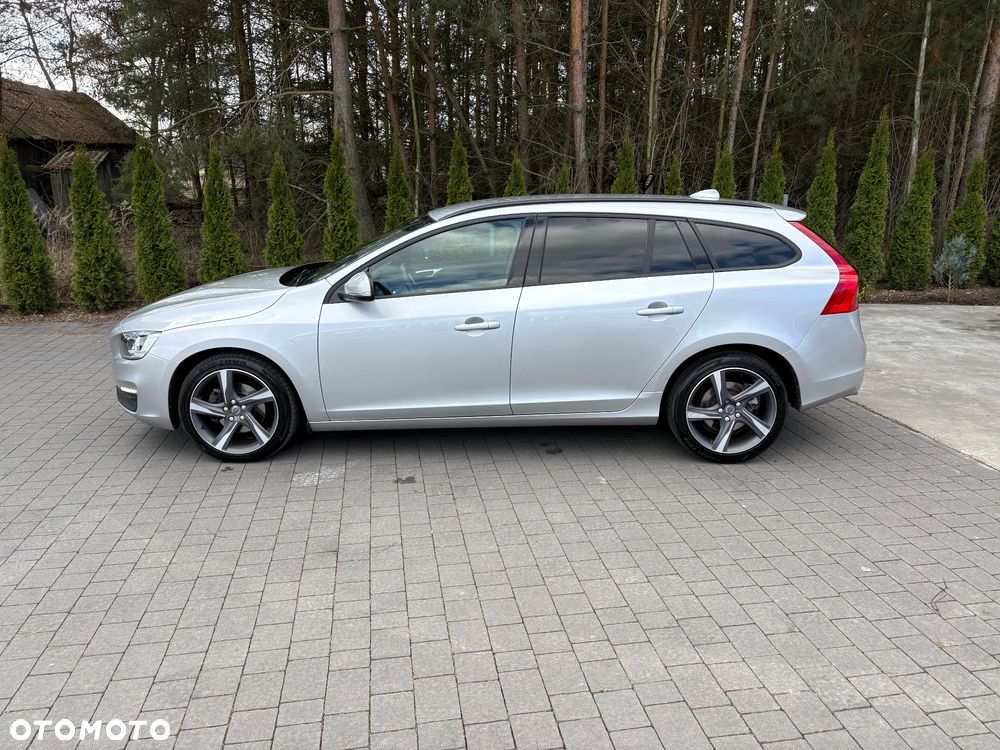 Volvo V60 D3 Geartronic Kinetic - 8