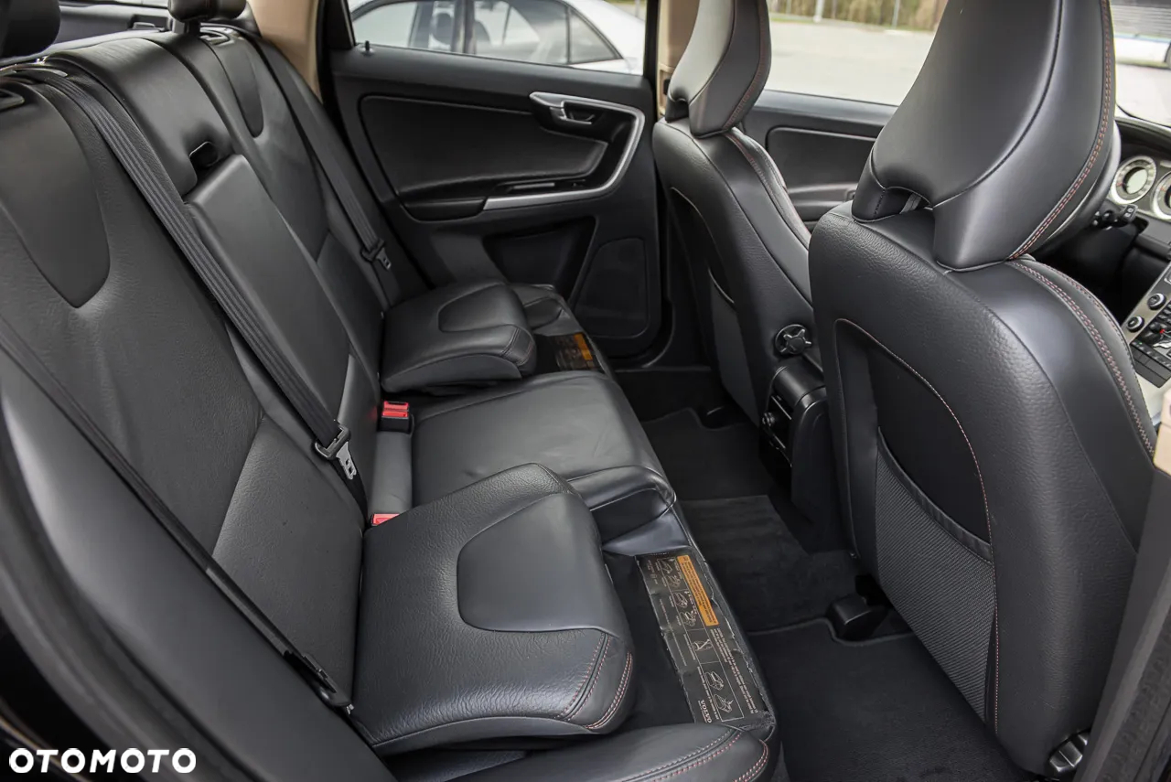 Volvo XC 60 D4 Summum - 29