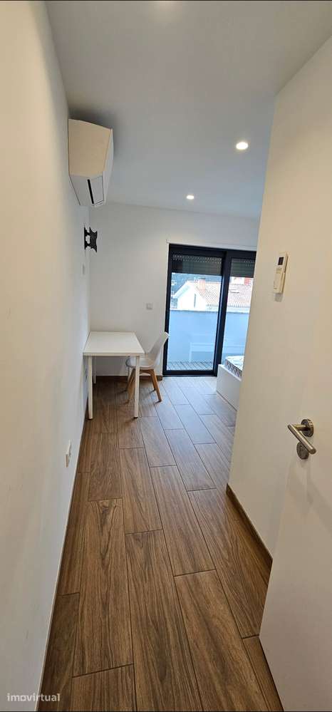 Quarto duplo em moradia com comodidades - Grande imagem: 2/8