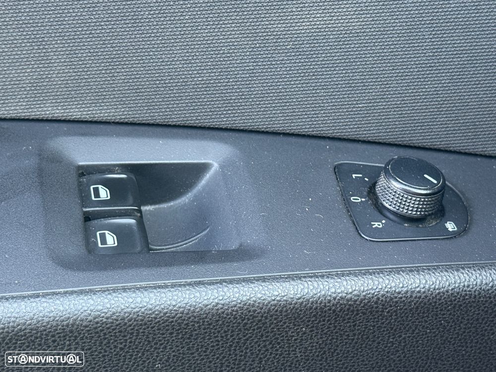 SEAT Leon SC 1.6 TDI DPF S&S Style - 30