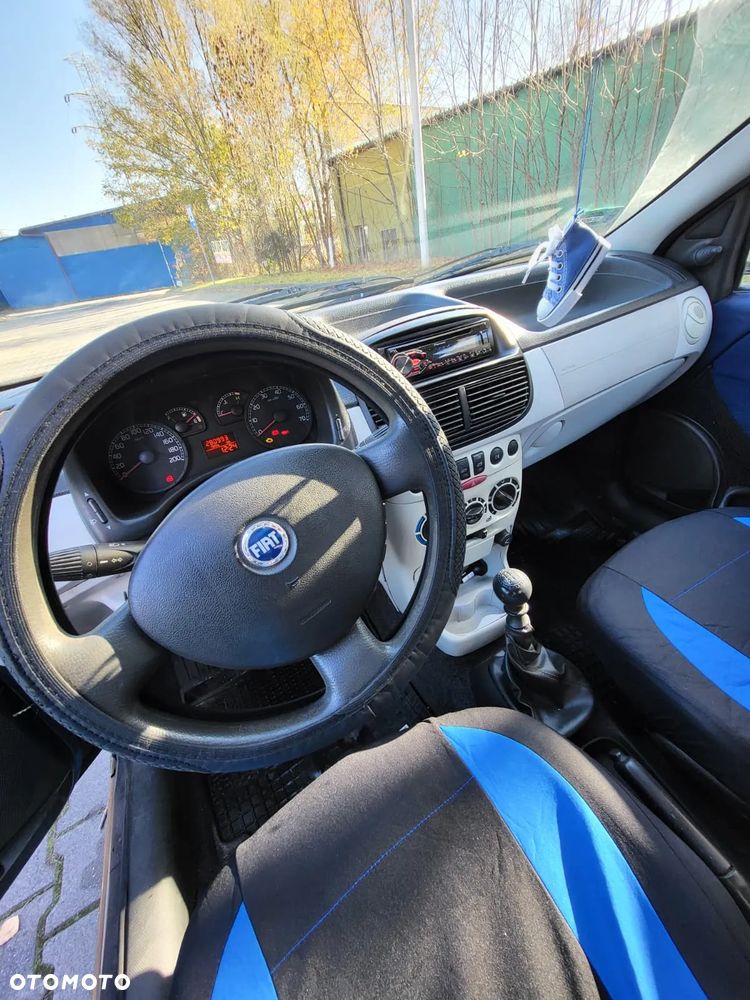 Fiat Punto 1.2 8V Active - 5