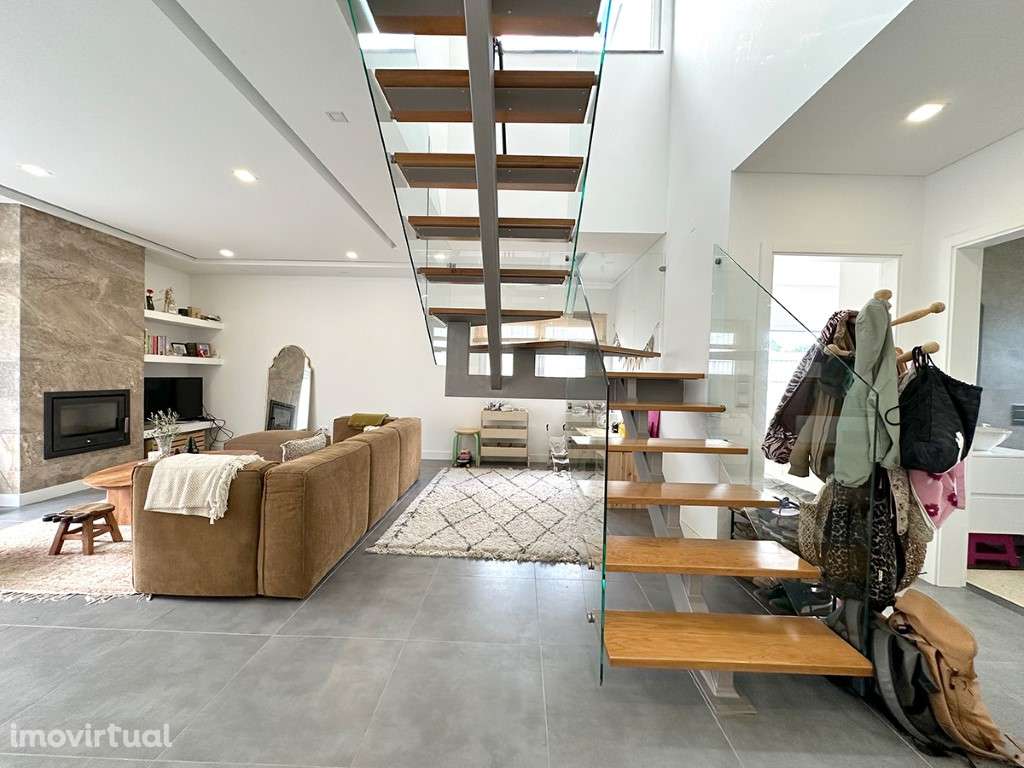Moradia T4 a venda em Vila Nogueira de Azeitão - Grande imagem: 4/24