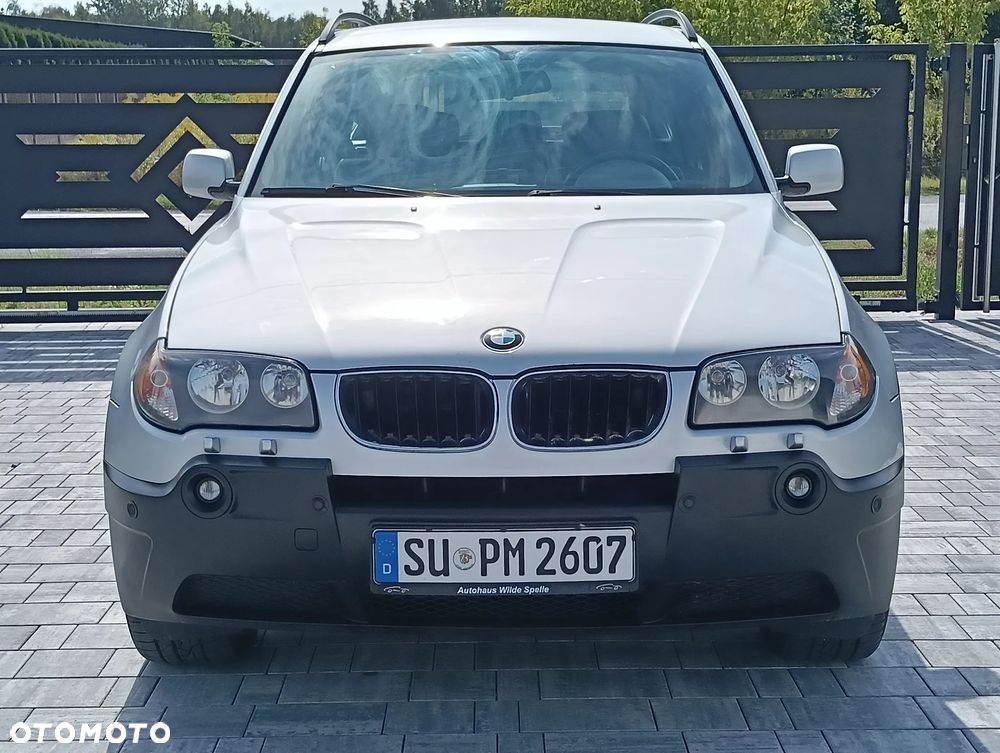 BMW X3 2004 photo 2