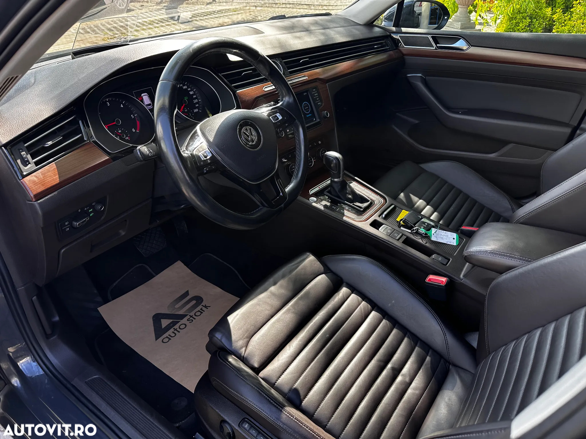 Volkswagen Passat Variant 2.0 TDI DSG (BlueMotion Technology) Comfortline - 2