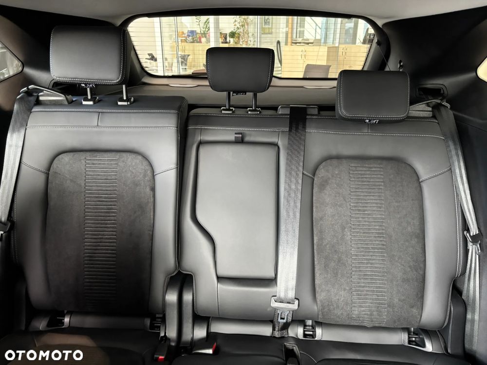 Ford Kuga - 15