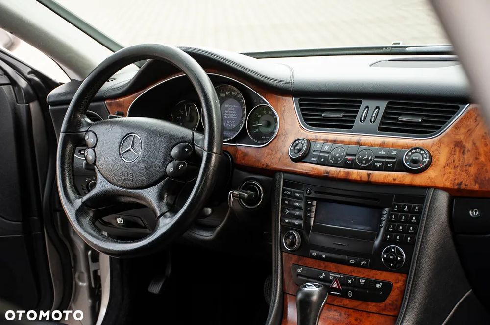 Mercedes-Benz CLS 350 7G-TRONIC - 17