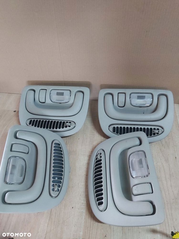 CHRYSLER VOYAGER IV rączka podsufitki nawiew - 3