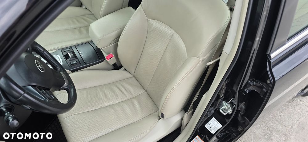 Subaru Outback 2.0D Comfort Lineartronic - 16