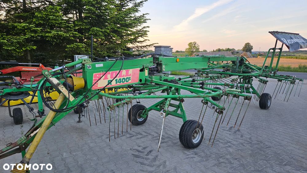 Pottinger EuroTop 651A Multitast Zgrabiarka karuzelowa Stoll R 1400 S - 10