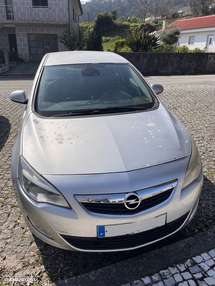 Opel Astra 1.4 Enjoy - 1