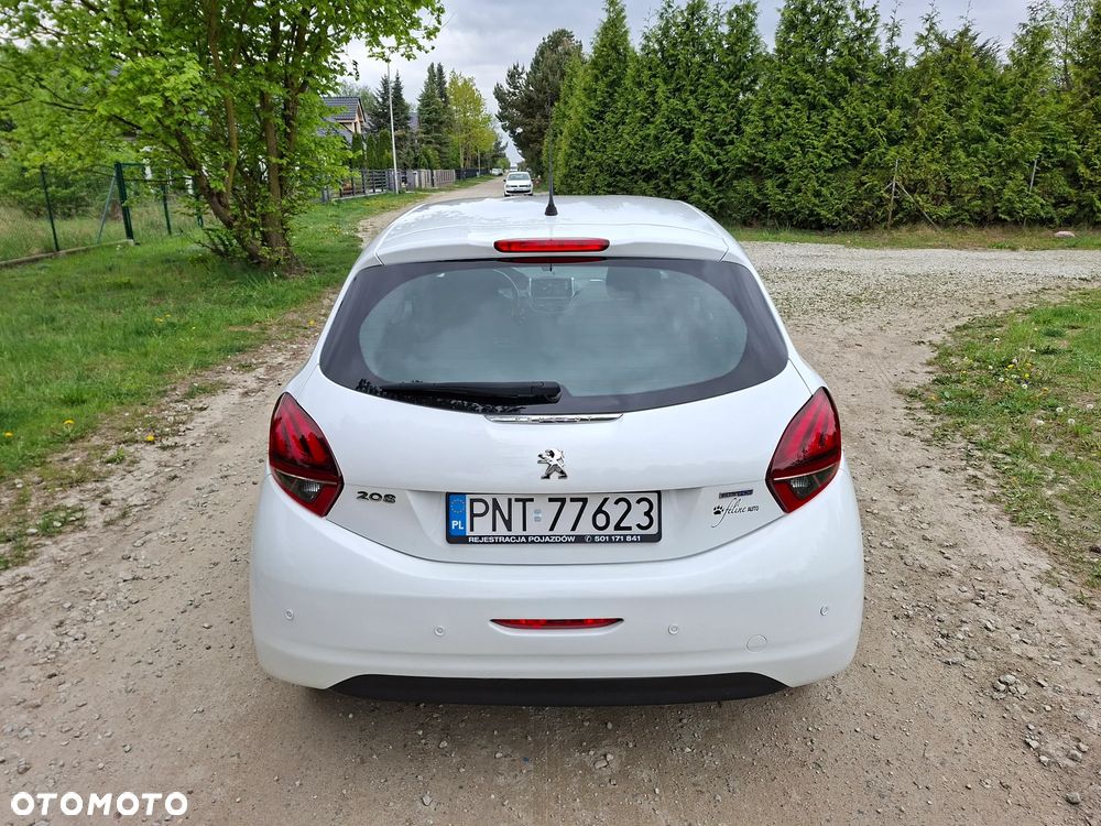 Peugeot 208 - 7