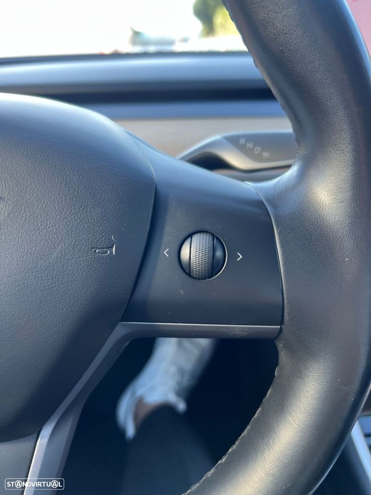 Tesla Model 3 Tração Traseira - 29