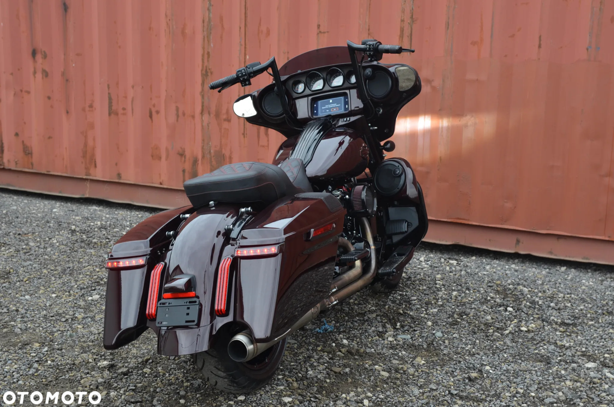 Harley-Davidson Touring Street Glide - 24
