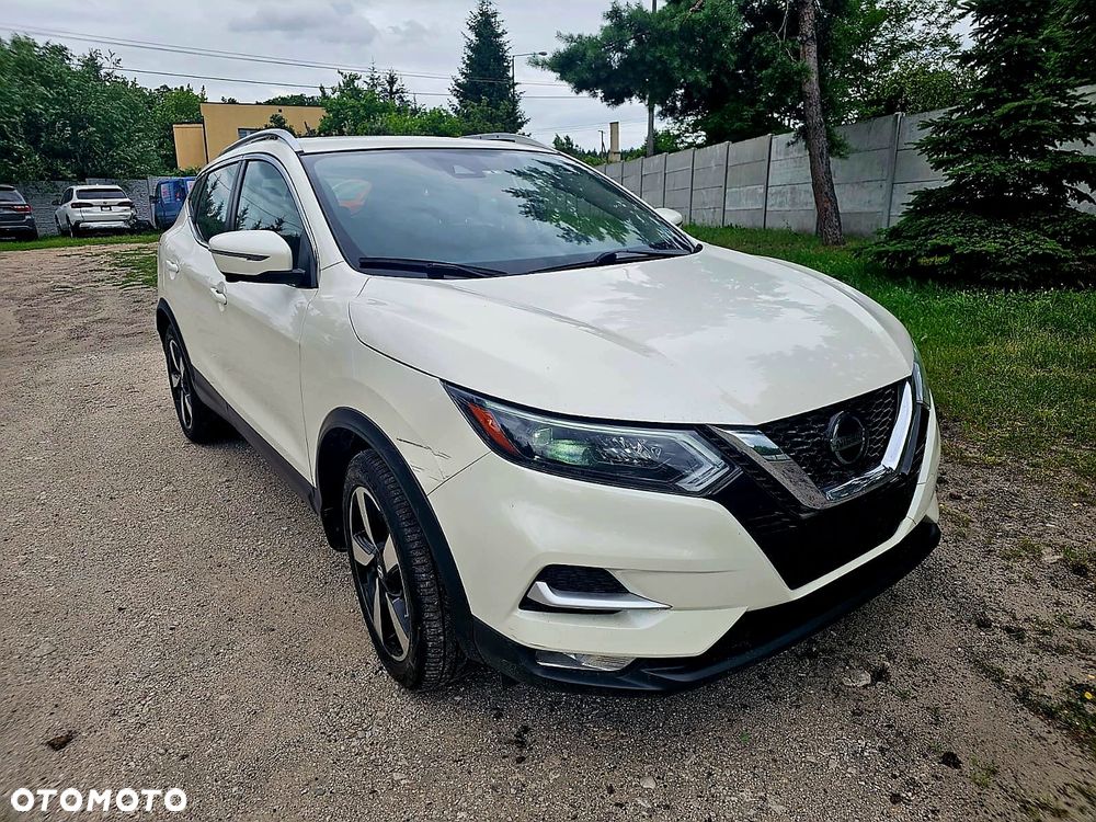 Nissan Qashqai - 1
