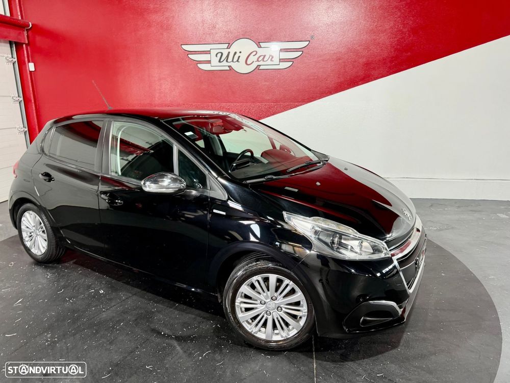 Peugeot 208 1.2 PureTech Style - 21