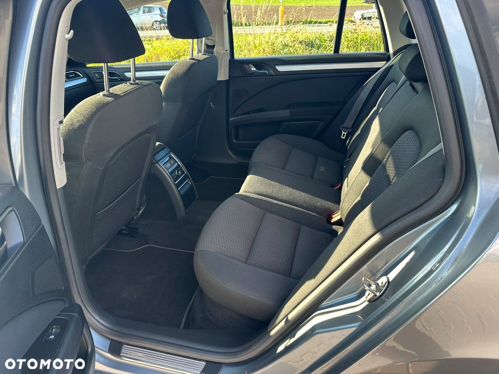 Skoda Superb 2.0 TDI Ambition - 15