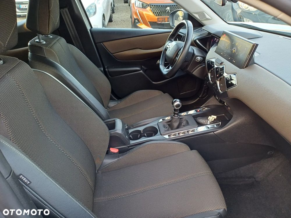 DS Automobiles DS 3 Crossback 1.2 PureTech Bastille - 11