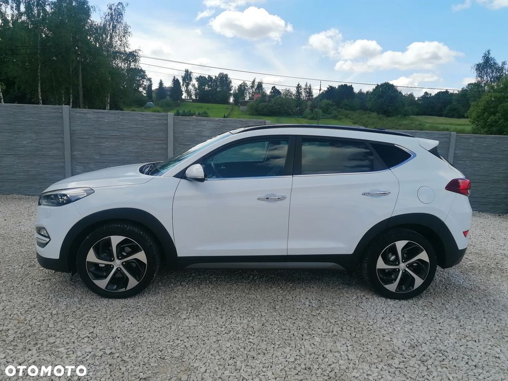 Hyundai Tucson 2.0 CRDi 4WD Automatik Style - 4