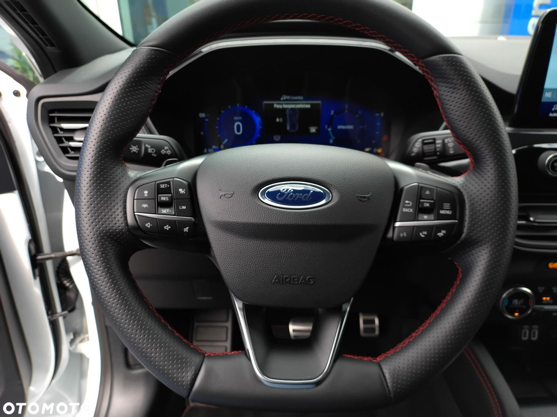 Ford Kuga 2.0 EcoBlue AWD ST-Line X - 12