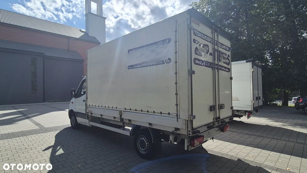 Mercedes-Benz SPRINTER - 4