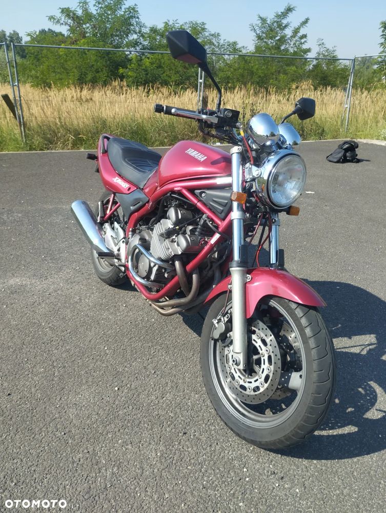 Yamaha XJ - 6