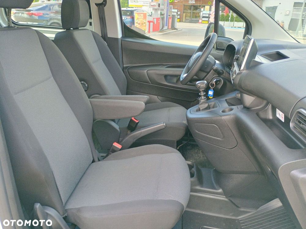 Toyota PROACE CITY - 12