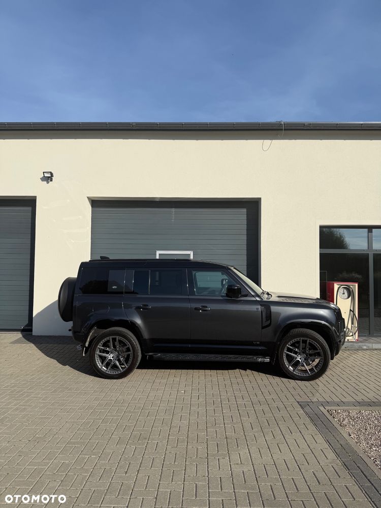 Land Rover Defender 5.0 P525 V8 - 4