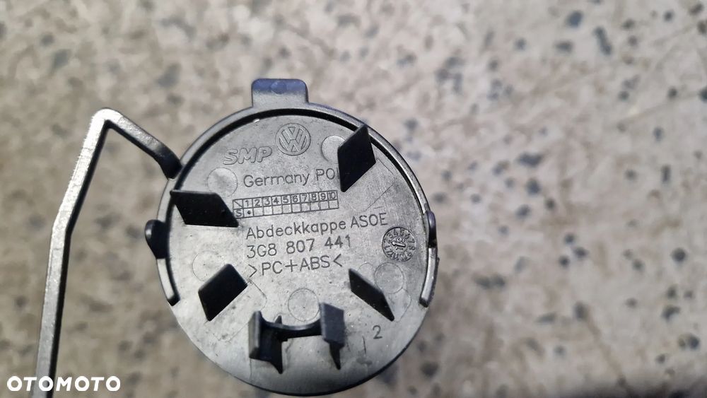 VOLKSWAGEN ARTEON ZASLEPKA HAKA TYŁ 3G8807441 - 3