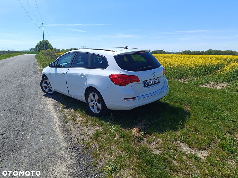 Opel Astra 1.7 CDTI - 10