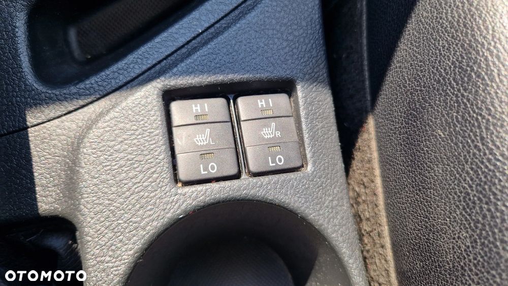 Toyota Auris 1.8 HSD Luna - 17