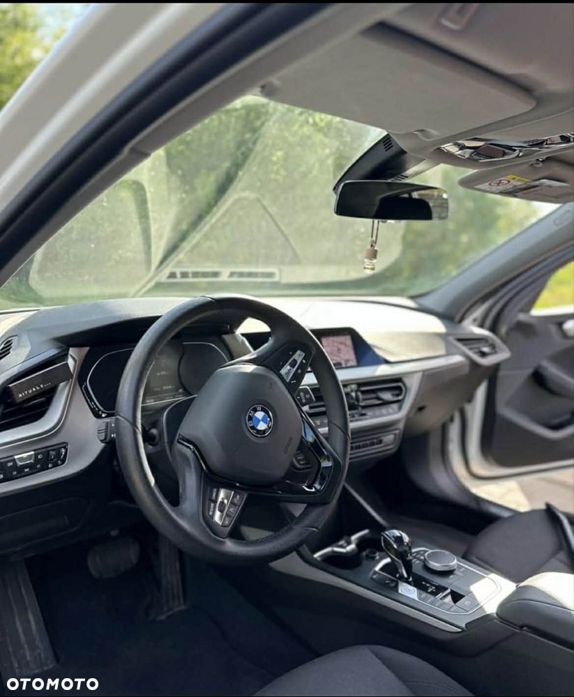 BMW Seria 1 118i - 9