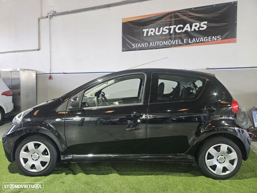 Toyota Aygo - 2