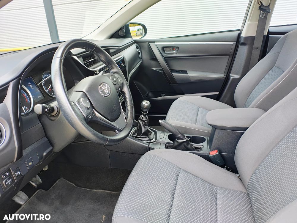 Toyota Corolla 1.6 Valvematic Luna - 10