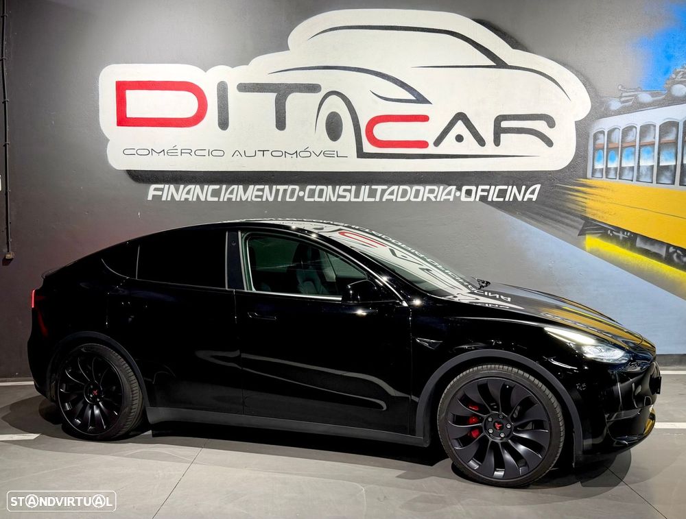 Tesla Model Y Performance Dual Motor AWD - 7