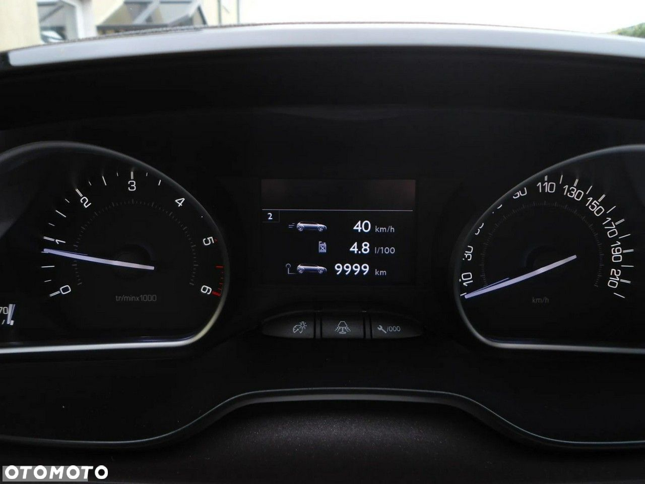 Peugeot 2008 1.6 e-HDi Allure S&S - 35