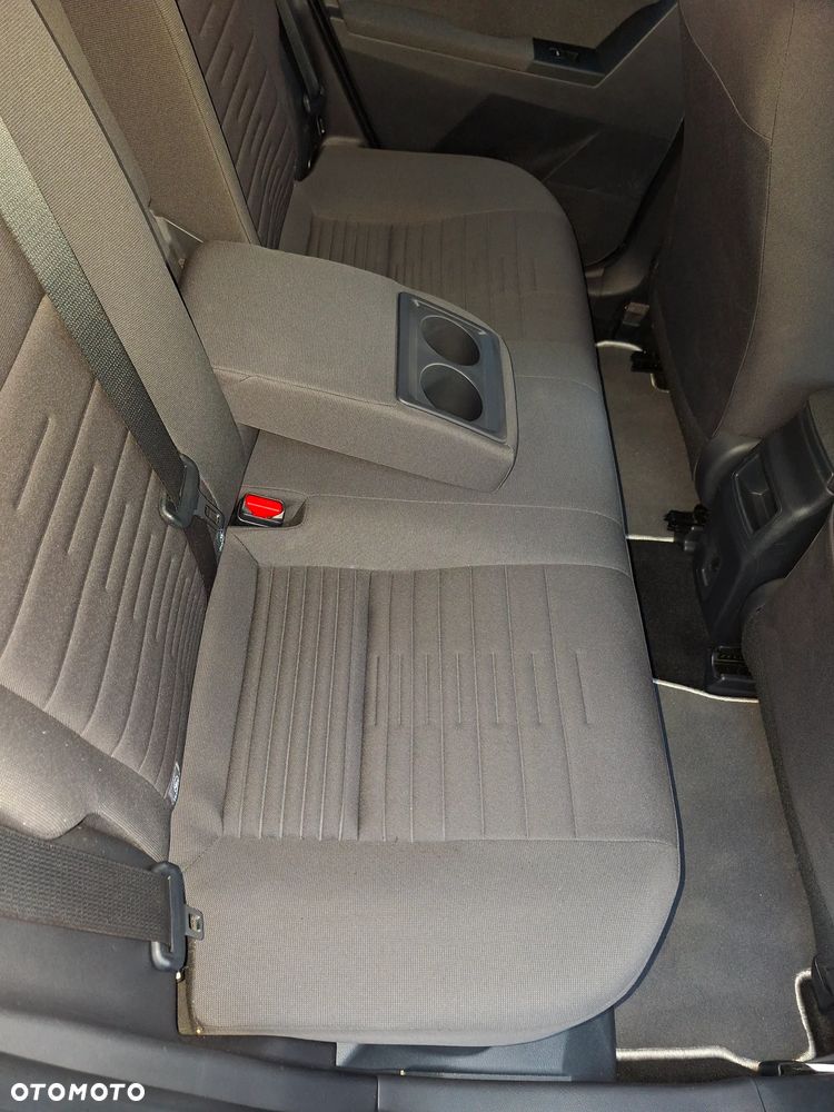 Toyota Auris 1.8 HSD Sol - 14