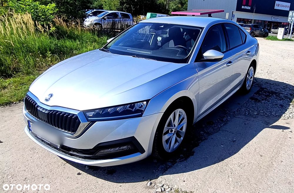Skoda Octavia 1.5 TSI ACT Active - 2