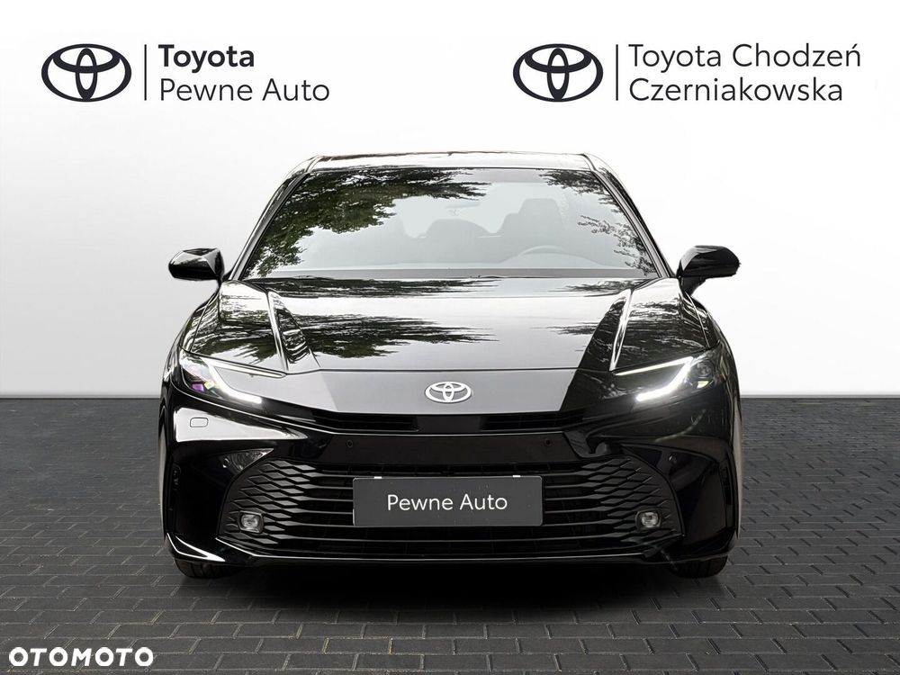 Toyota Camry - 10