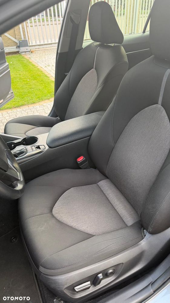 Toyota Camry 2.5 Hybrid Comfort CVT - 13