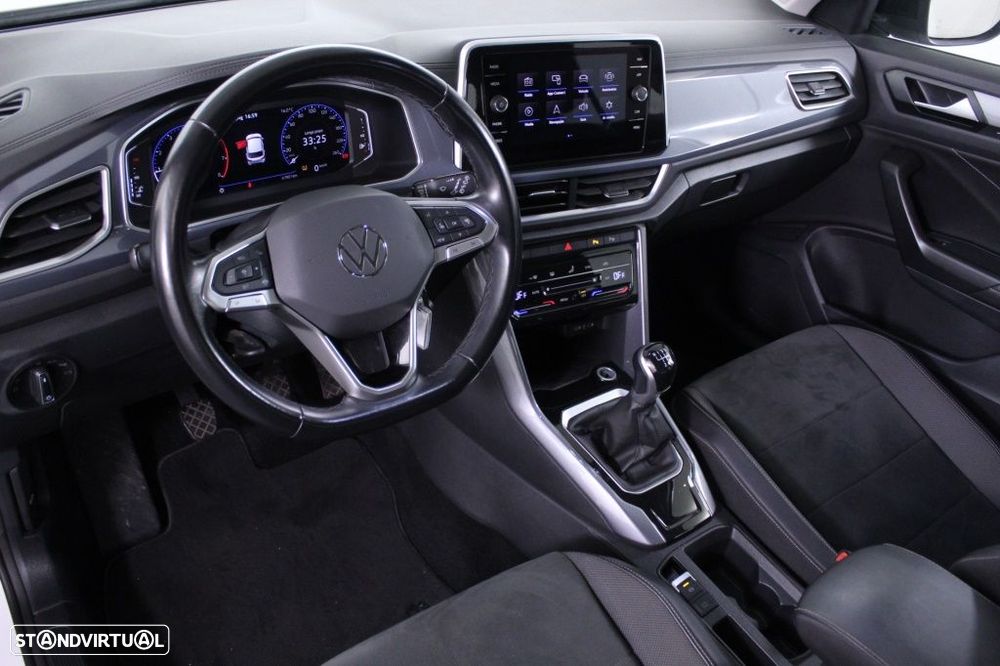 VW T-Roc 1.0 TSI Style - 32